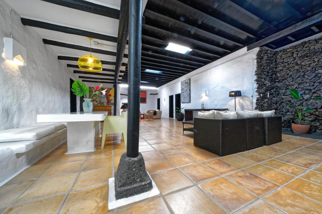 Luxe EcoVilla Listán Uga Esterno foto