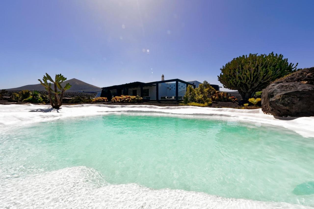 Luxe EcoVilla Listán Uga Esterno foto